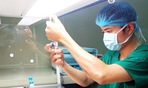 Những phụ nữ thụ thai trong ống nghiệm  cần có chế độ làm việc hợp lý